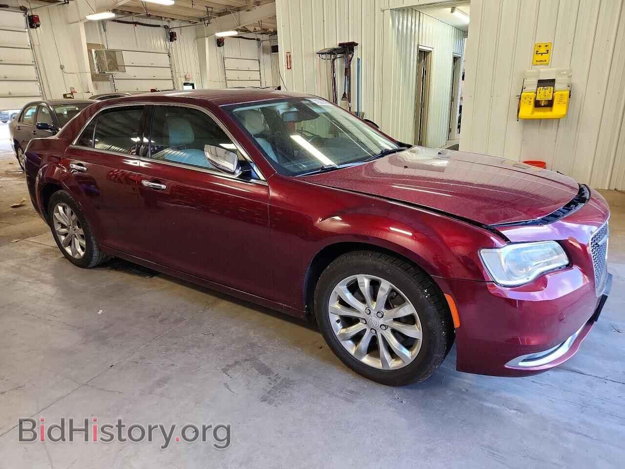 2018 CHRYSLER 300 - VIN: 2C3CCAKG6JH240952 - Фото 4