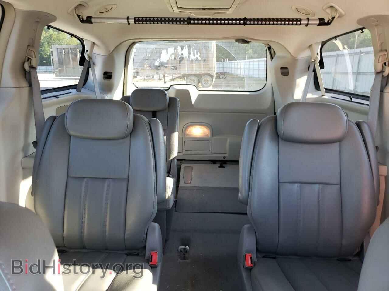 2010 CHRYSLER MINIVAN - VIN: 2A4RR5D10AR137454 - Фото 10