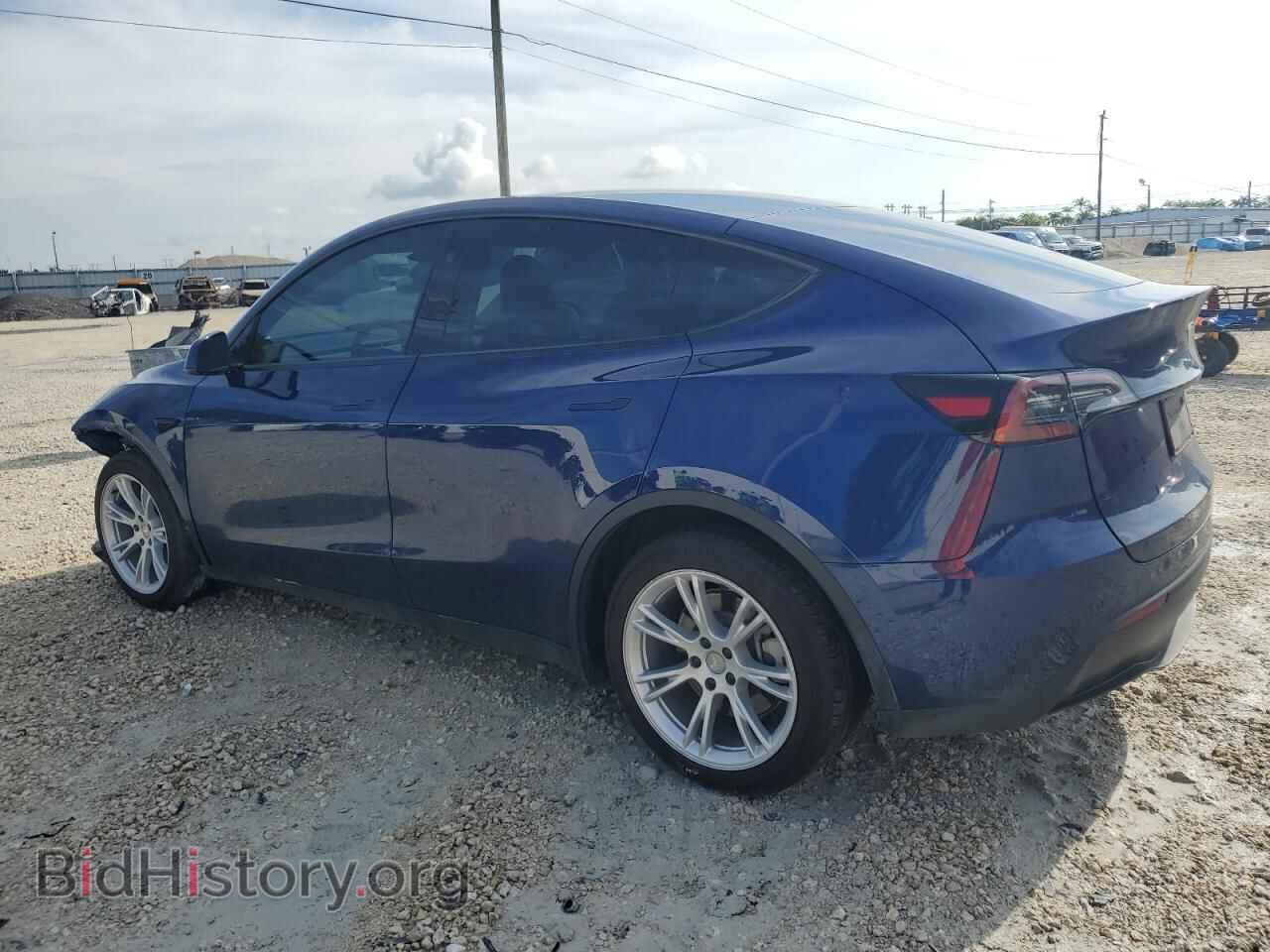2024 TESLA MODEL Y - VIN: 7SAYGDED4RF073603 - Photo 2