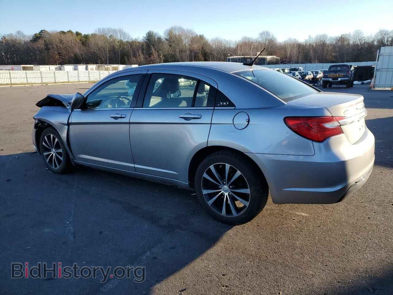 2013 CHRYSLER 200 - VIN: 1C3CCBBB3DN539899 - Фото 2