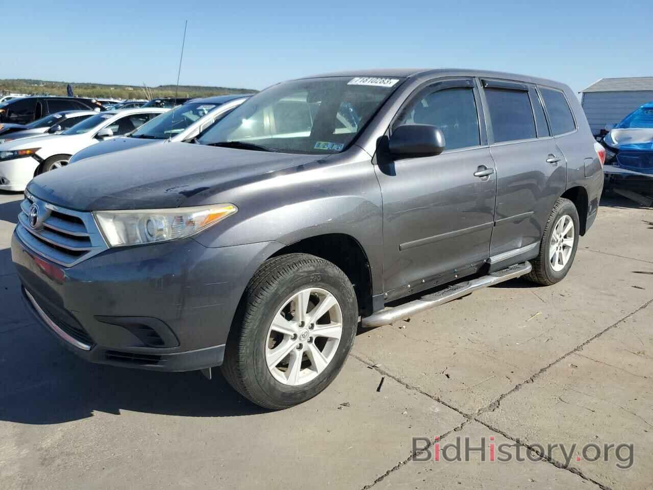 Toyota Highlander 2011 горах