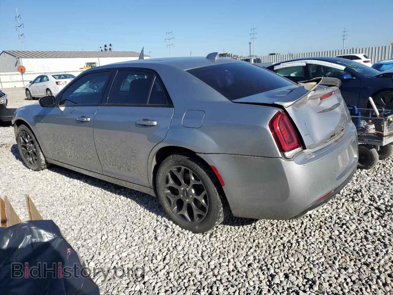 2015 CHRYSLER 300 - VIN: 2C3CCAGG9FH814430 - Фото 2