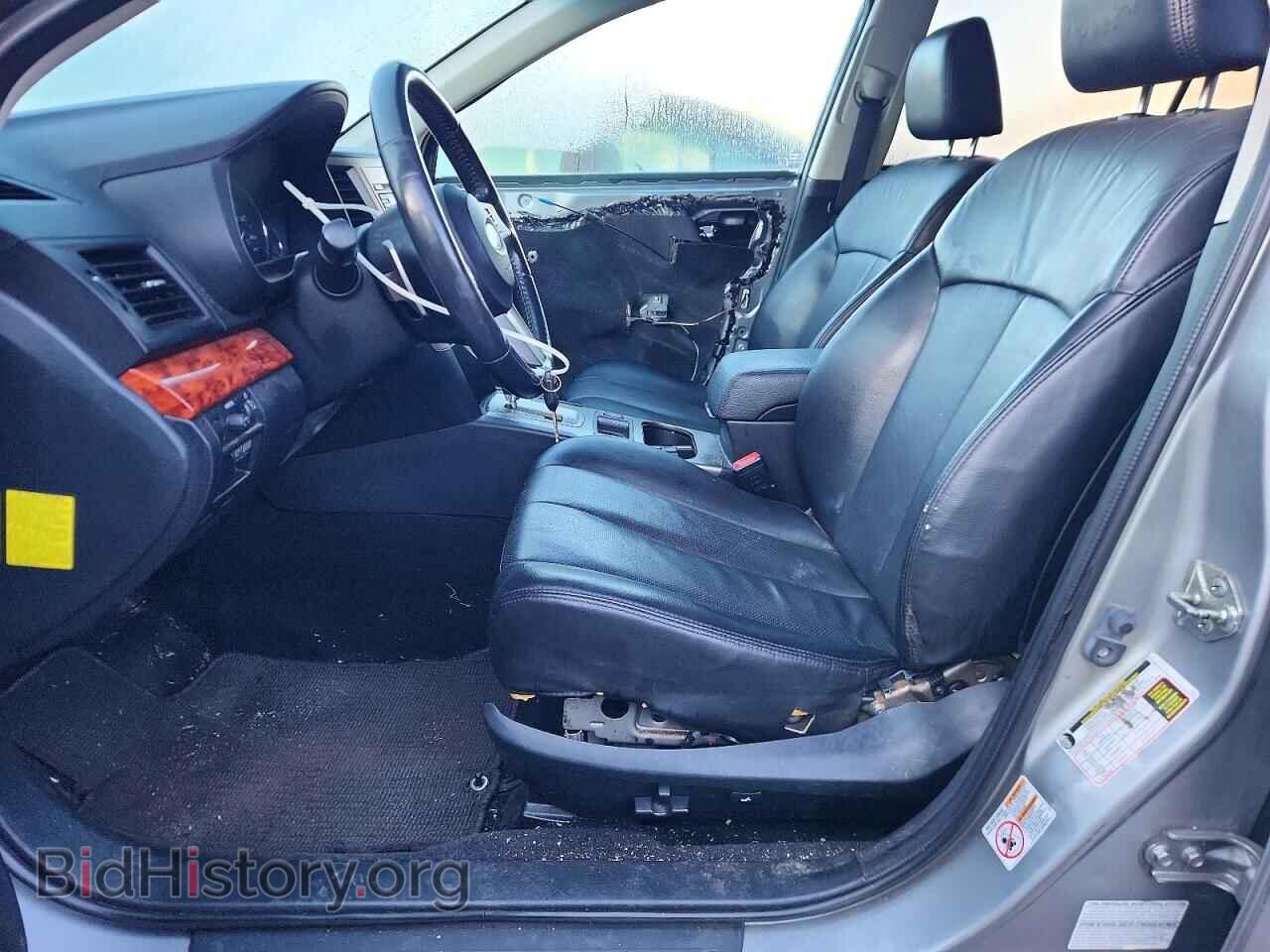 2011 SUBARU OUTBACK - VIN: 4S4BRBKC8B3359093 - Photo 7