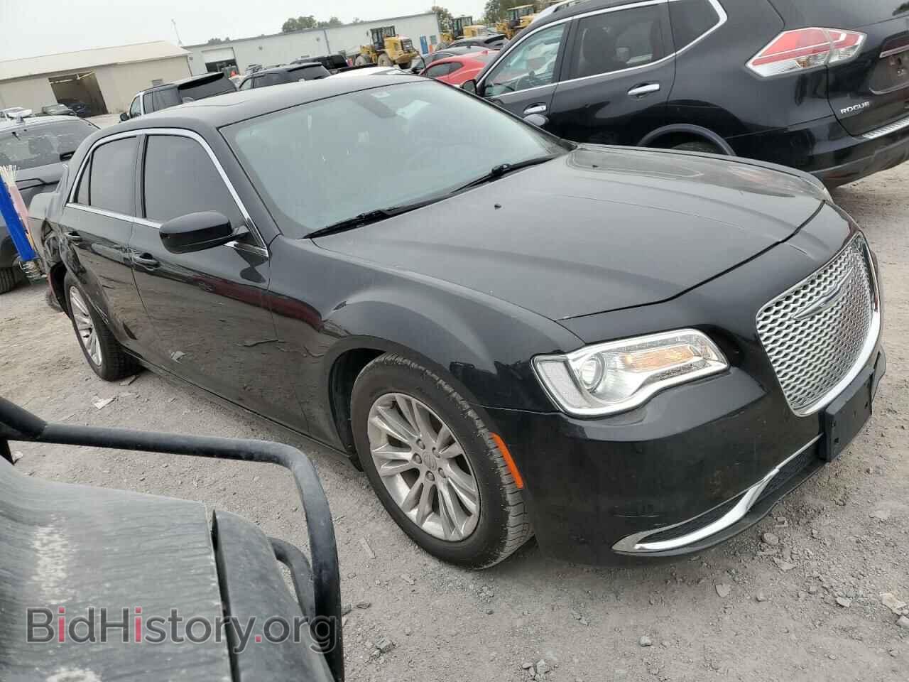 2017 CHRYSLER 300 - VIN: 2C3CCAAG6HH661971 - Фото 4