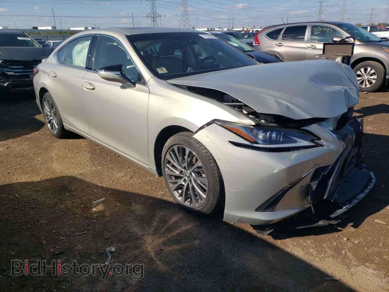 2019 LEXUS ES300 - VIN: JTHB21B18K2042565 - Фото 4