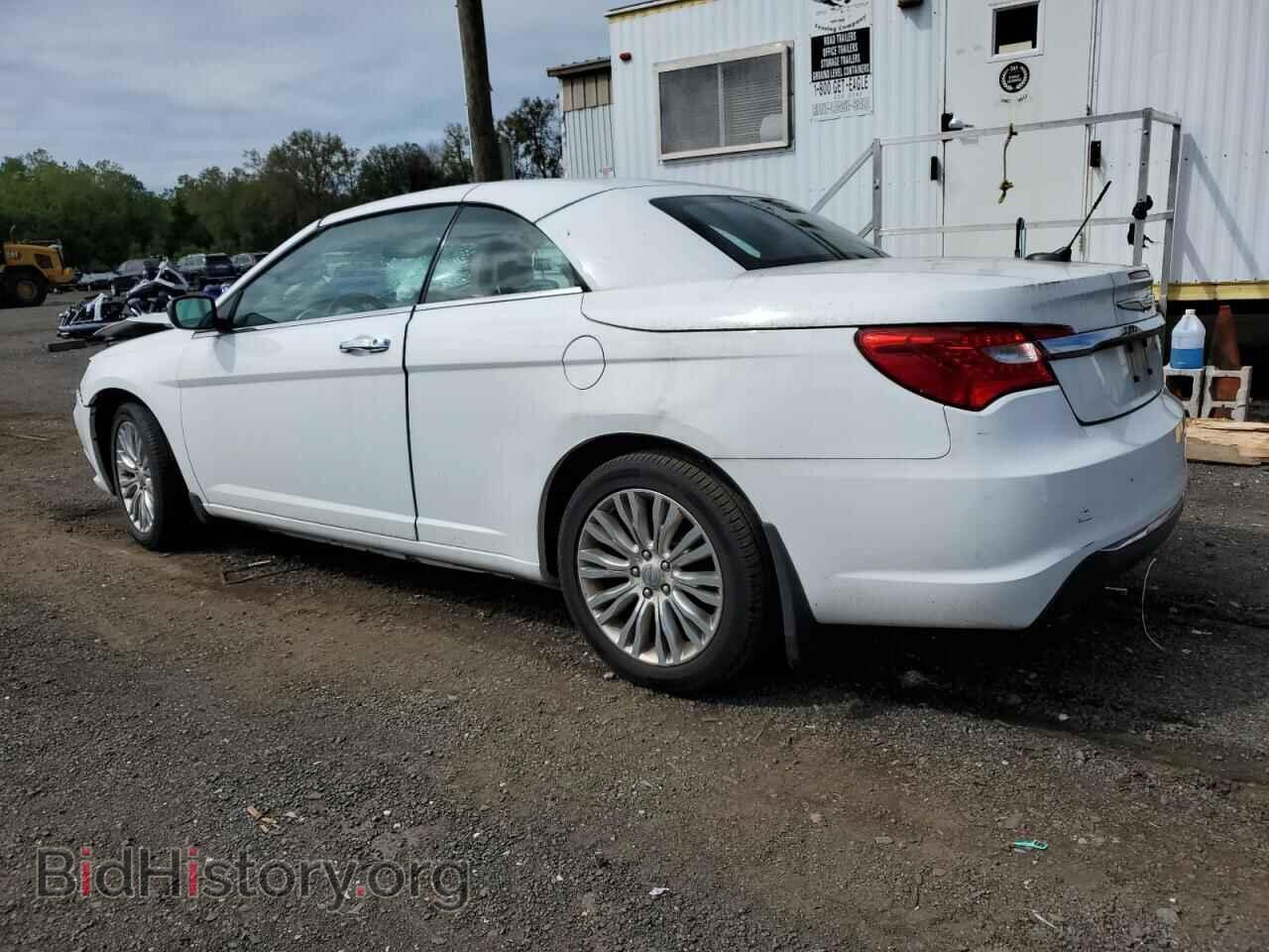 2011 CHRYSLER 200 - VIN: 1C3BC7EG3BN623704 - Фото 2