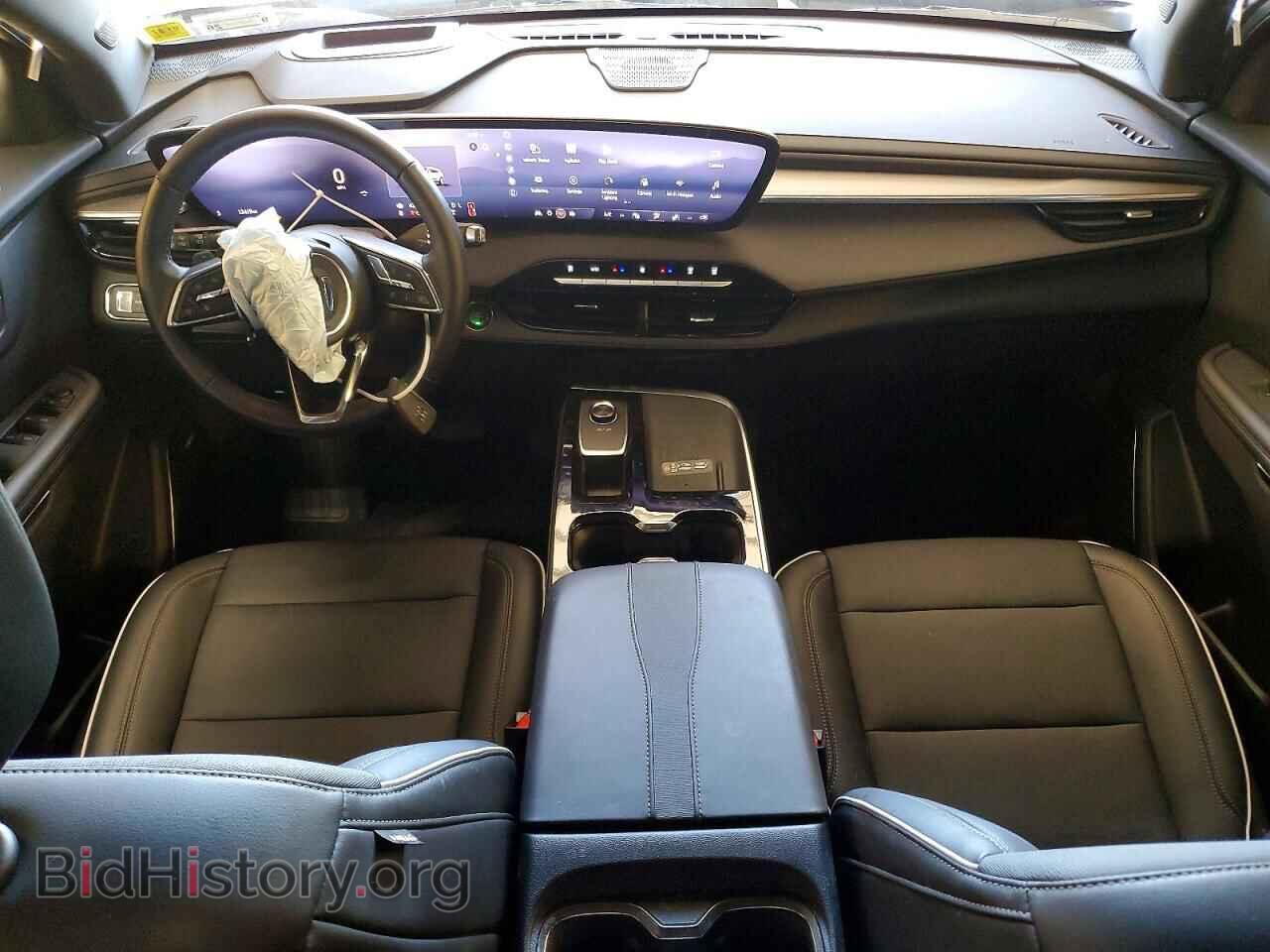 2026 BUICK ENCLAVE - VIN: 5GAEVAKSXTJ179966 - Photo 8