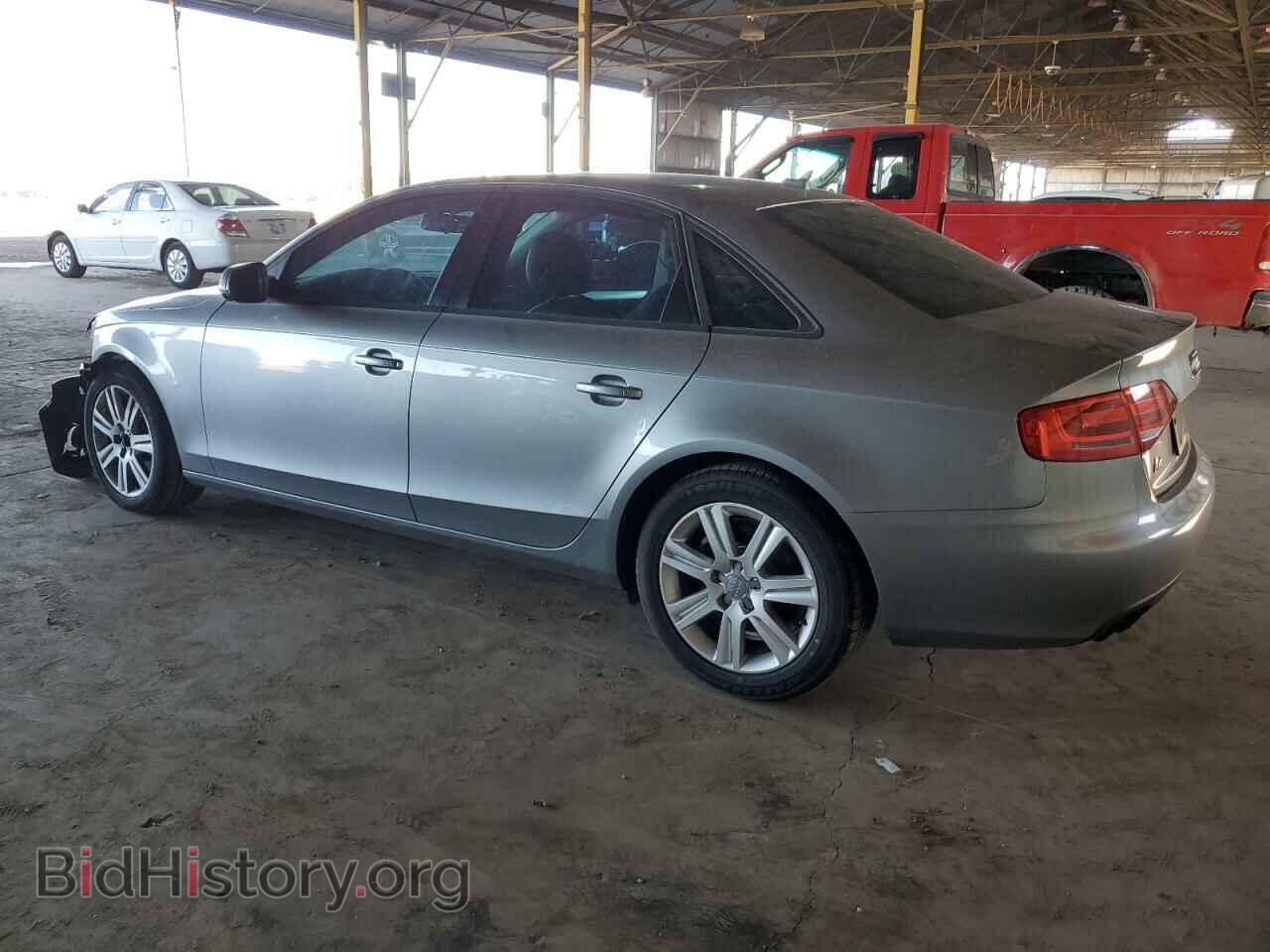 2011 AUDI A4 - VIN: WAUAFAFL5BN055895 - Фото 2