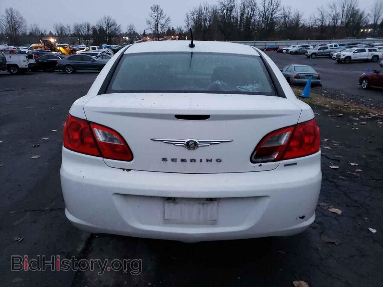 2010 CHRYSLER SEBRING - VIN: 1C3CC4FB8AN213372 - Фото 6