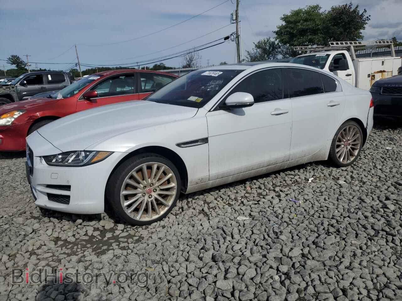 Photo SAJAN4BV8HA948756 - JAGUAR XE 2017