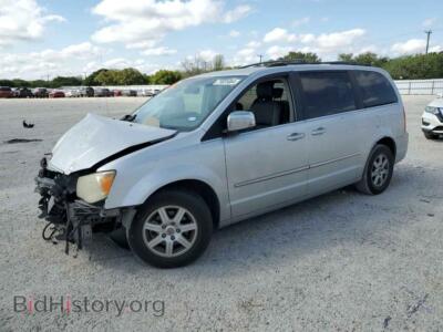 2010 Chrysler MINIVAN Touring Plus, silver — VIN 2A4RR8D16AR451630, Copart