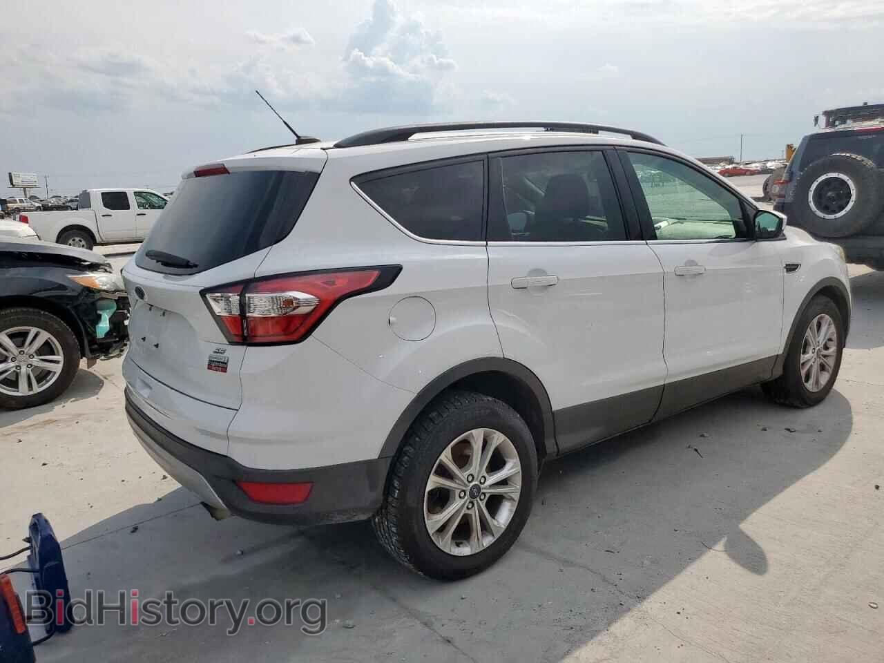 2017 FORD ESCAPE - VIN: 1FMCU0GD6HUD85607 - Фото 3