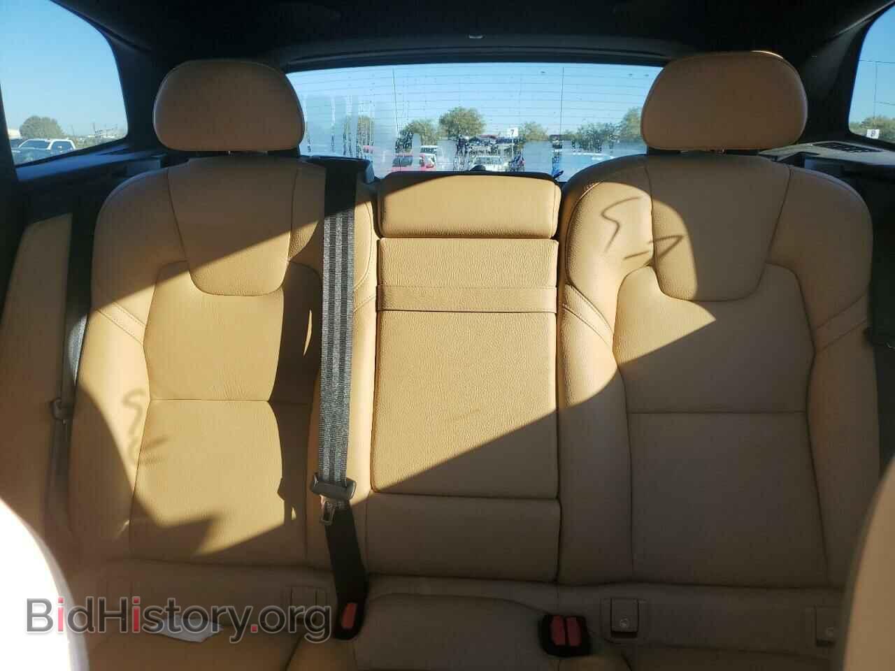2019 VOLVO XC60 - VIN: LYV102DK9KB219217 - Фото 10