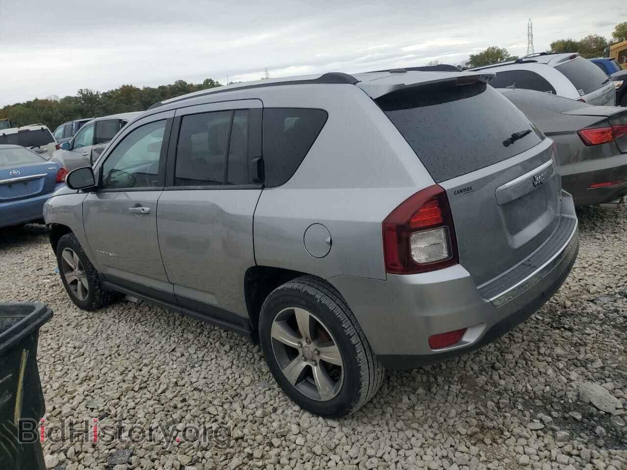2017 JEEP COMPASS - VIN: 1C4NJCEB2HD199040 - Photo 2