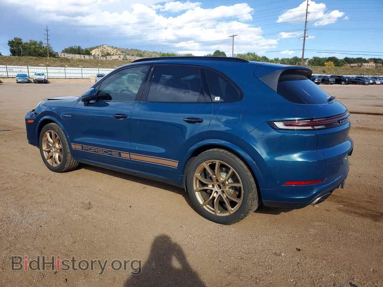 2024 PORSCHE CAYENNE - VIN: WP1AE2AY8RDA29353 - Photo 2