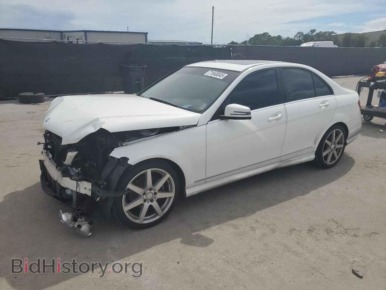 Photo WDDGF4HB4EA958169 - MERCEDES-BENZ C-CLASS 2014