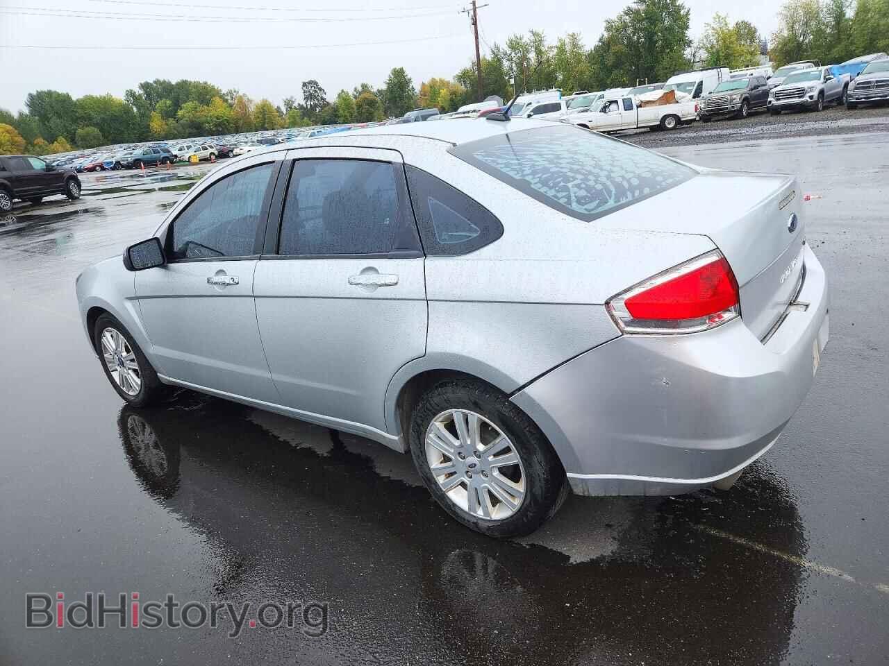 2011 FORD FOCUS - VIN: 1FAHP3HN2BW151072 - Photo 2