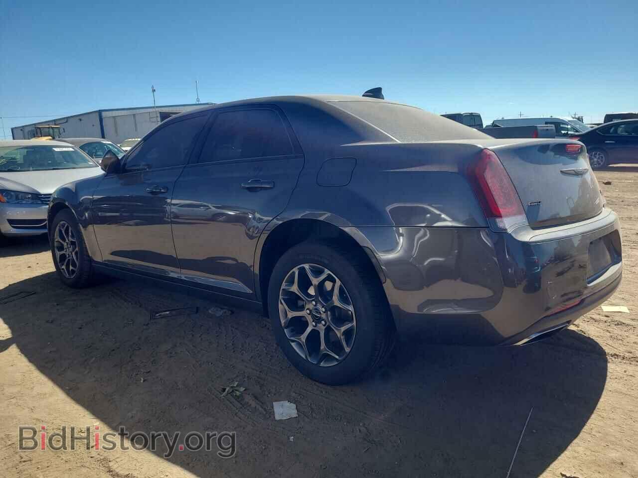2018 CHRYSLER 300 - VIN: 2C3CCAGG3JH218416 - Фото 2