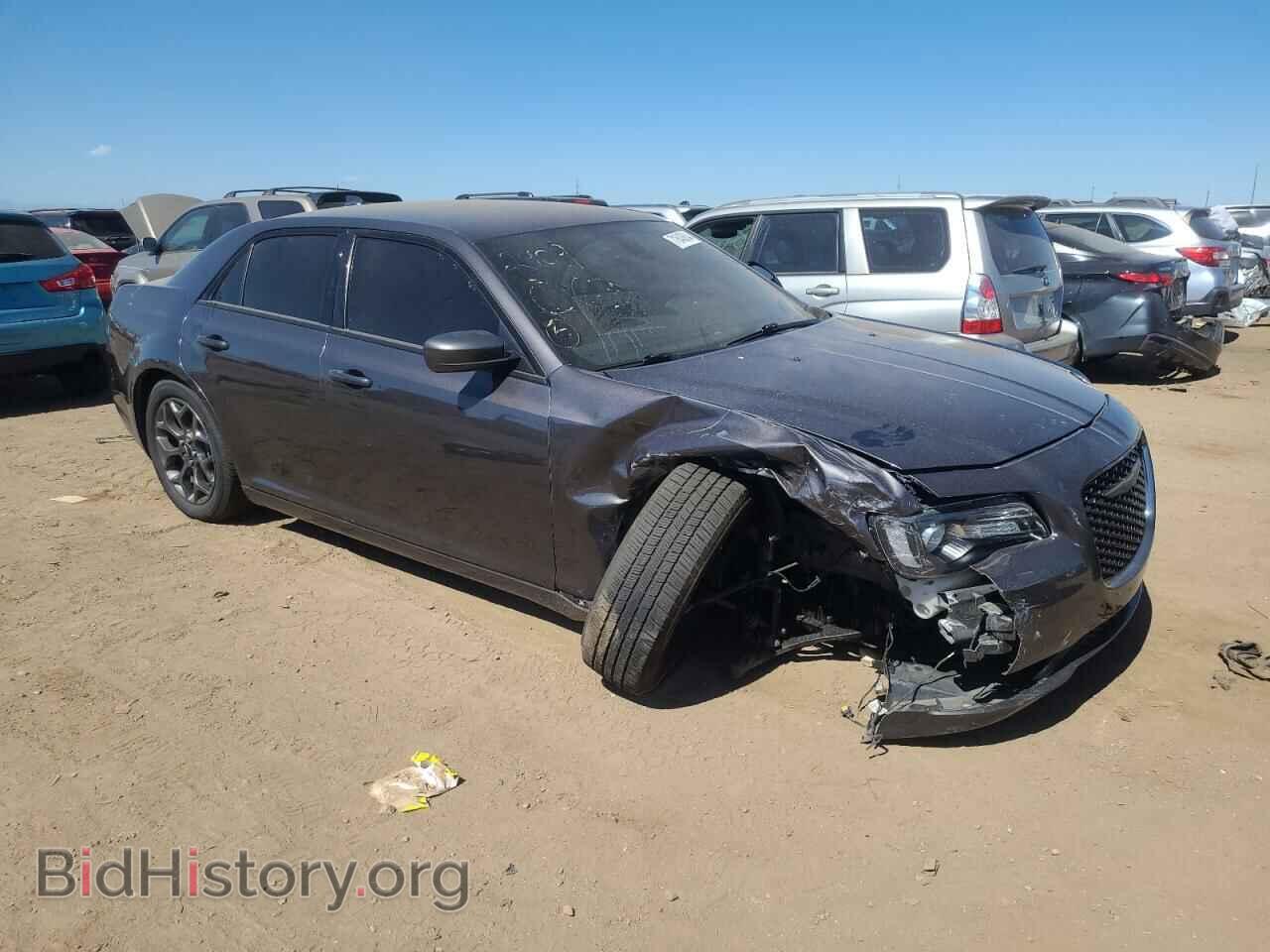 2018 CHRYSLER 300 - VIN: 2C3CCAGG3JH218416 - Фото 4