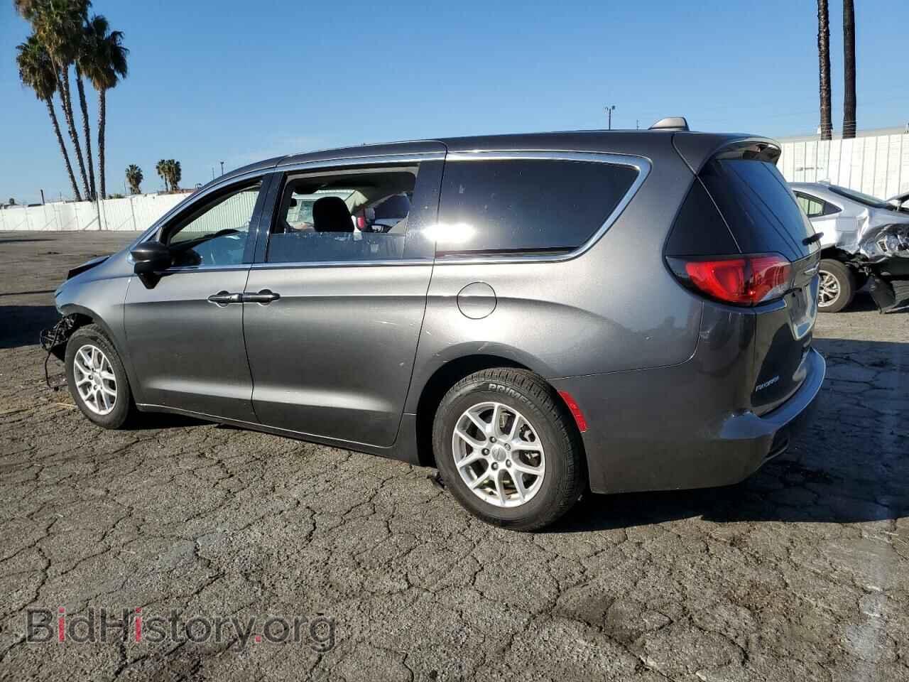 2018 CHRYSLER PACIFICA - VIN: 2C4RC1CG2JR258749 - Photo 2