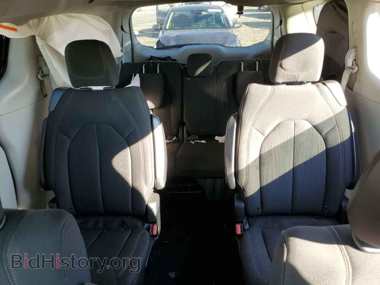 2018 CHRYSLER PACIFICA - VIN: 2C4RC1CG2JR258749 - Photo 10