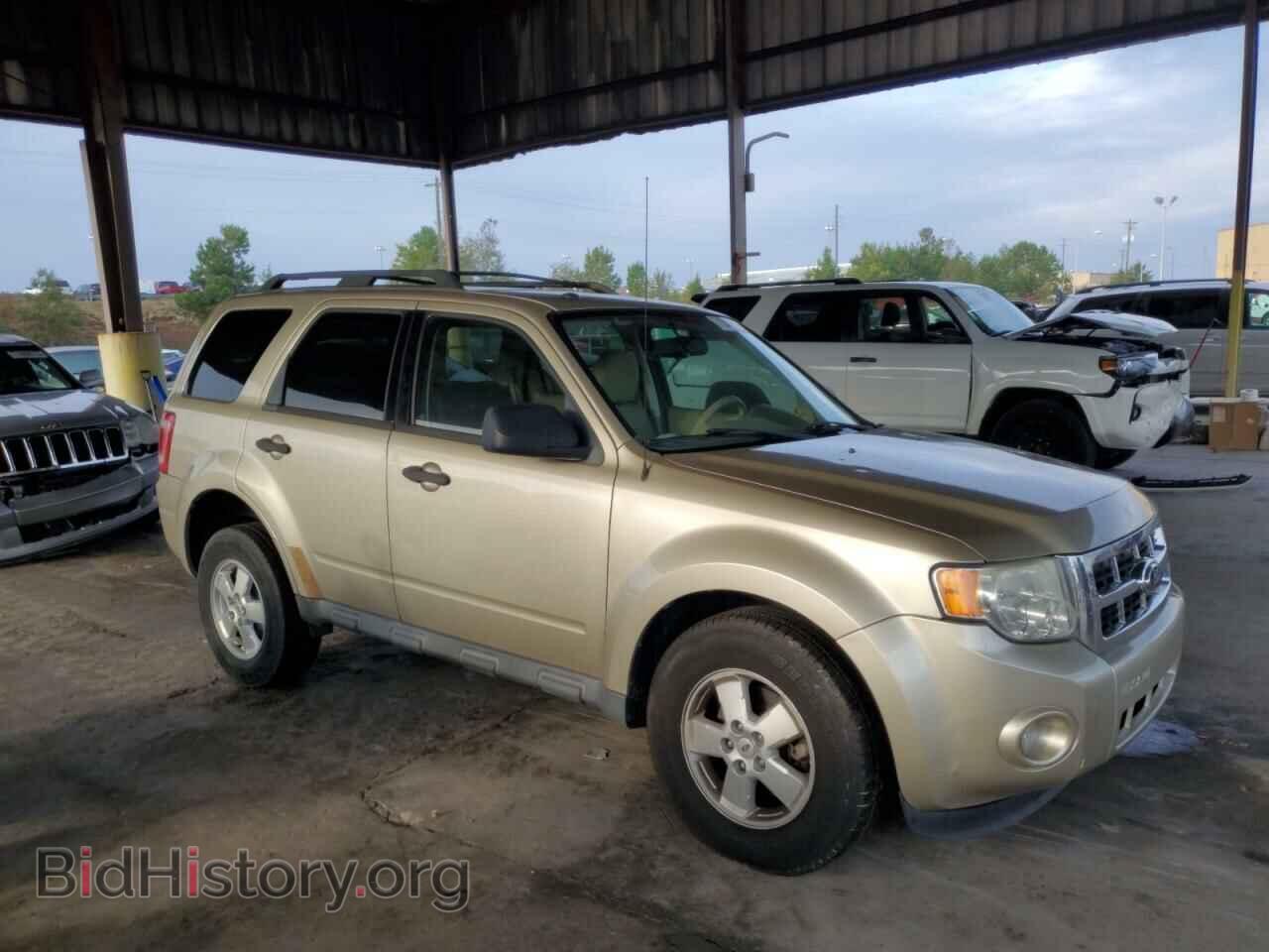2011 FORD ESCAPE - VIN: 1FMCU0D75BKB18797 - Фото 4