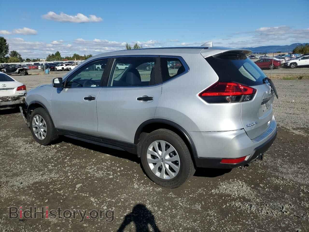 2017 NISSAN ROGUE - VIN: KNMAT2MV2HP524816 - Photo 2