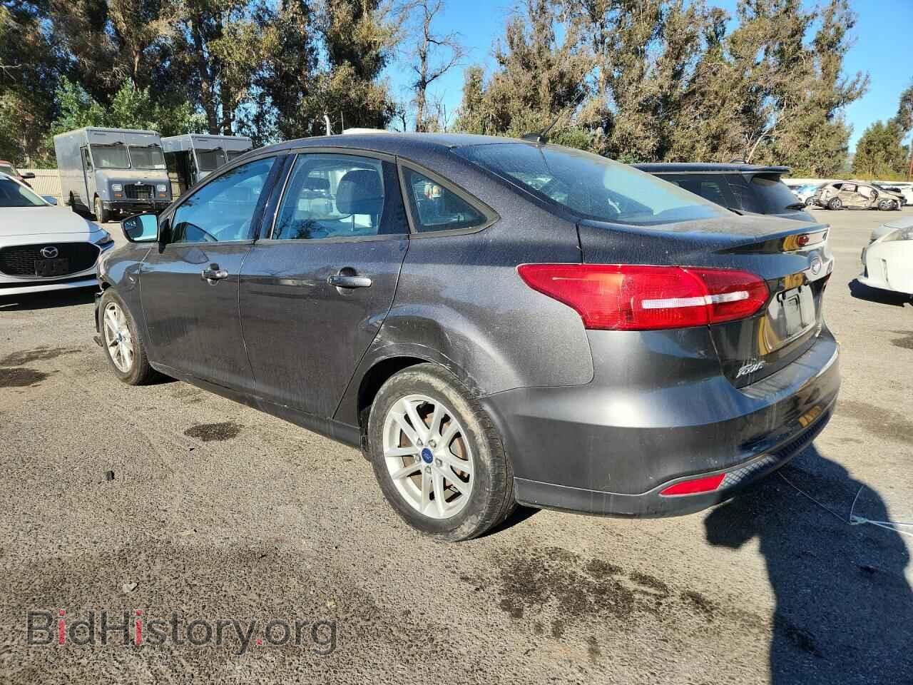 2015 FORD FOCUS - VIN: 1FADP3F22FL229896 - Photo 2