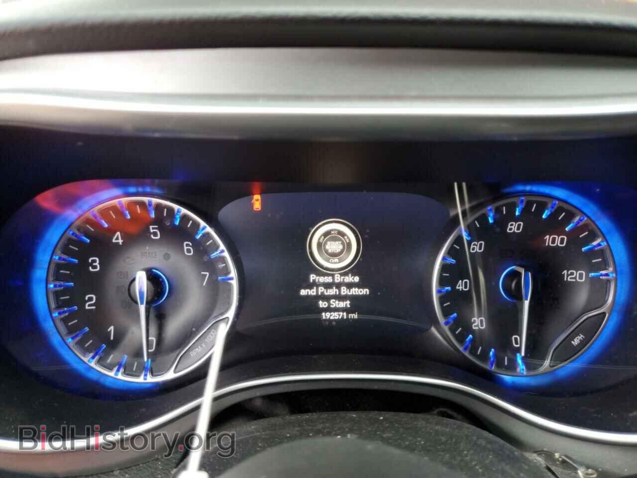 2018 CHRYSLER PACIFICA - VIN: 2C4RC1EG6JR189092 - Фото 9