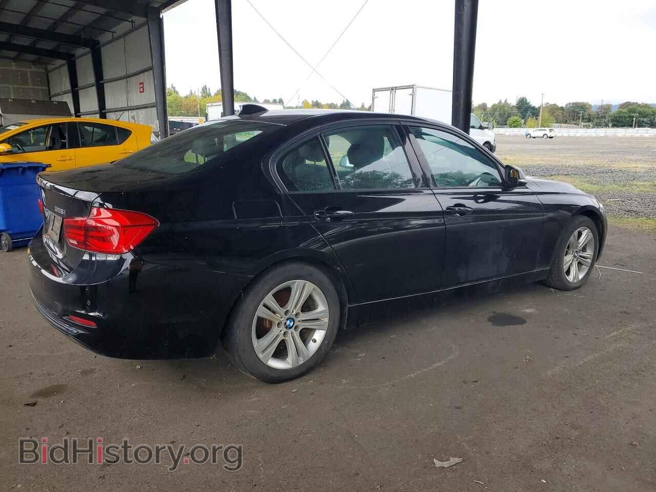 2016 BMW 3 SERIES - VIN: WBA8E9G51GNU30317 - Фото 3