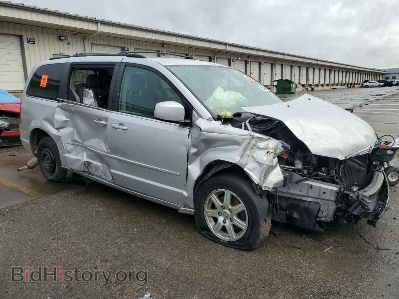 2008 CHRYSLER MINIVAN - VIN: 2A8HR54P38R748121 - Фото 4