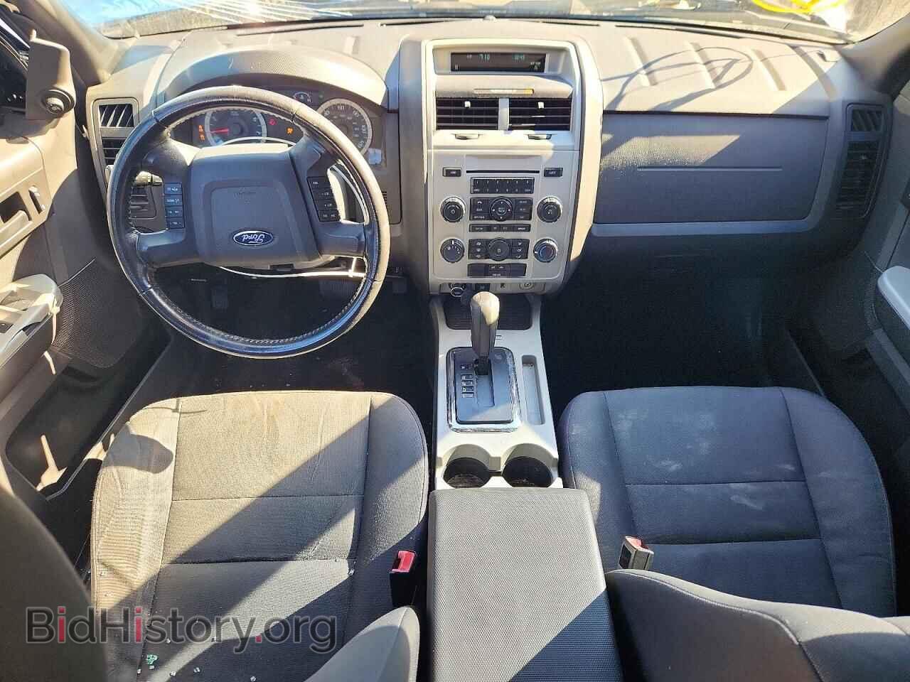 2011 FORD ESCAPE - VIN: 1FMCU9DG2BKC38044 - Photo 8