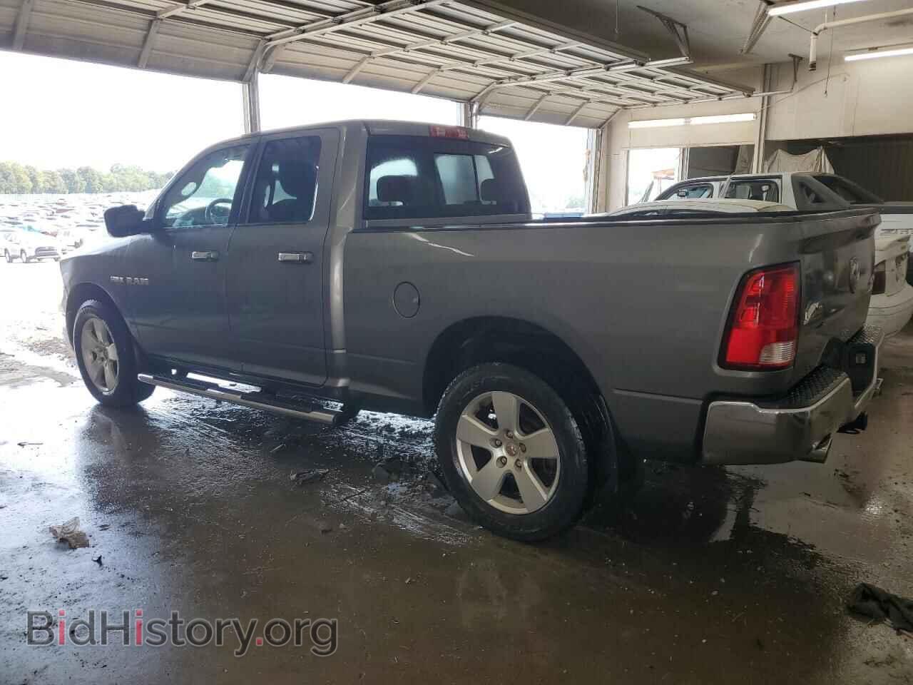 2010 DODGE RAM 1500 - VIN: 1D7RV1GT3AS116545 - Фото 2