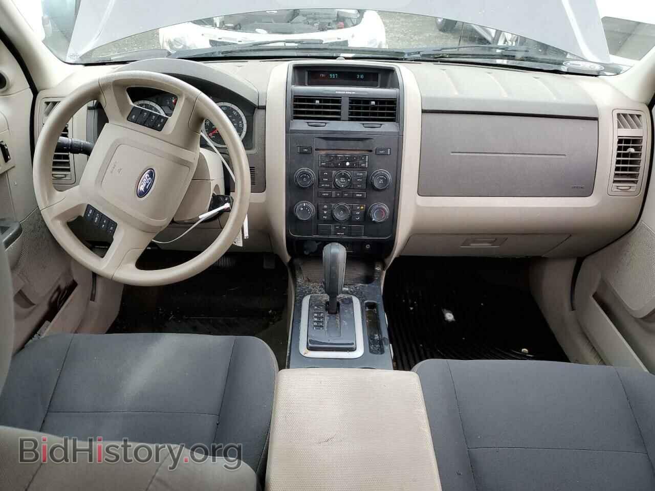 2011 FORD ESCAPE - VIN: 1FMCU0C73BKB14524 - Фото 8