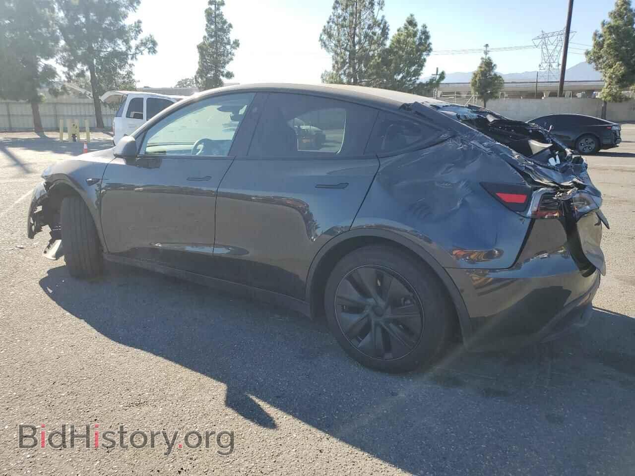 2024 TESLA MODEL Y - VIN: 7SAYGDED0RF114308 - Фото 2