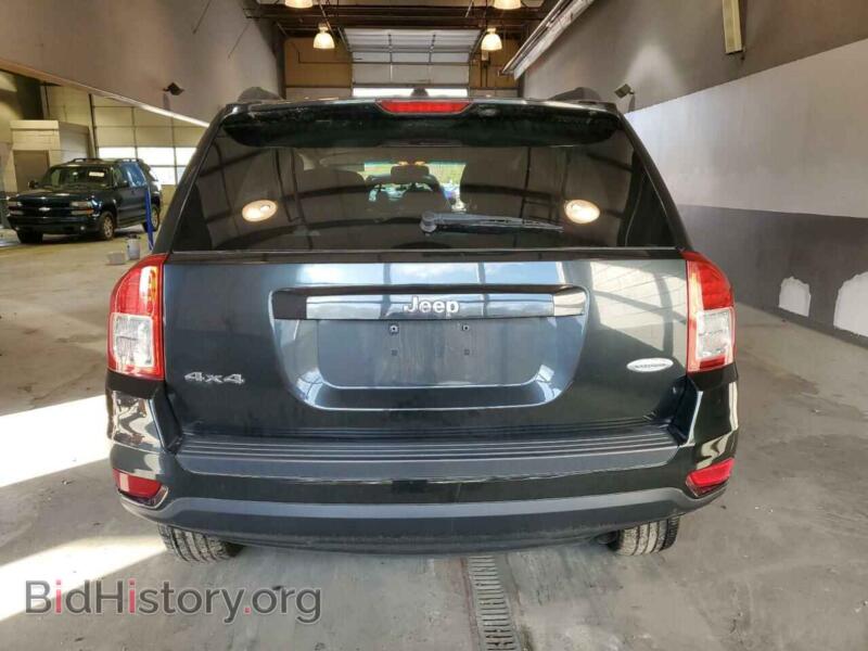 2011 Jeep COMPASS (VIN 1J4NF1FB3BD202145) — photo 6 of 13