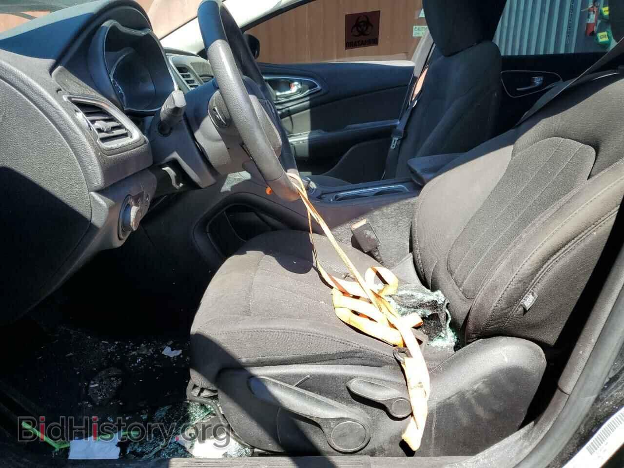 2016 CHRYSLER 200 - VIN: 1C3CCCAB2GN120406 - Photo 7