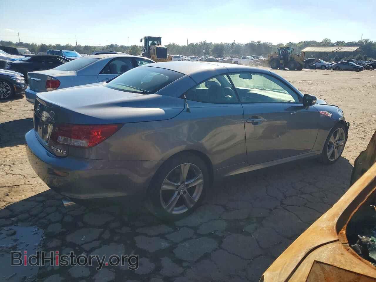 2012 LEXUS IS - VIN: JTHFF2C28C2525364 - Photo 3