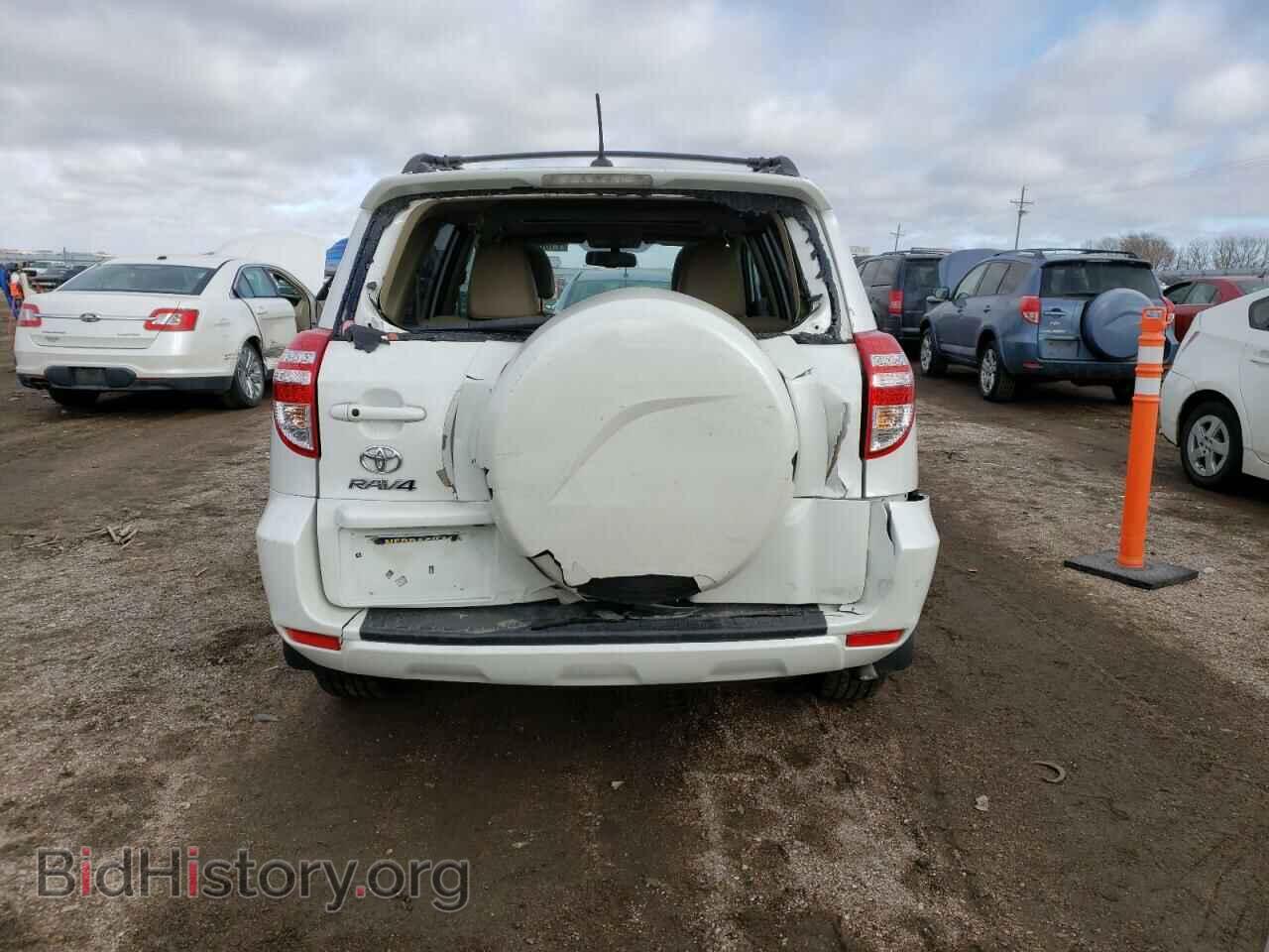 2011 TOYOTA RAV4 - VIN: 2T3DF4DV8BW154404 - Фото 6