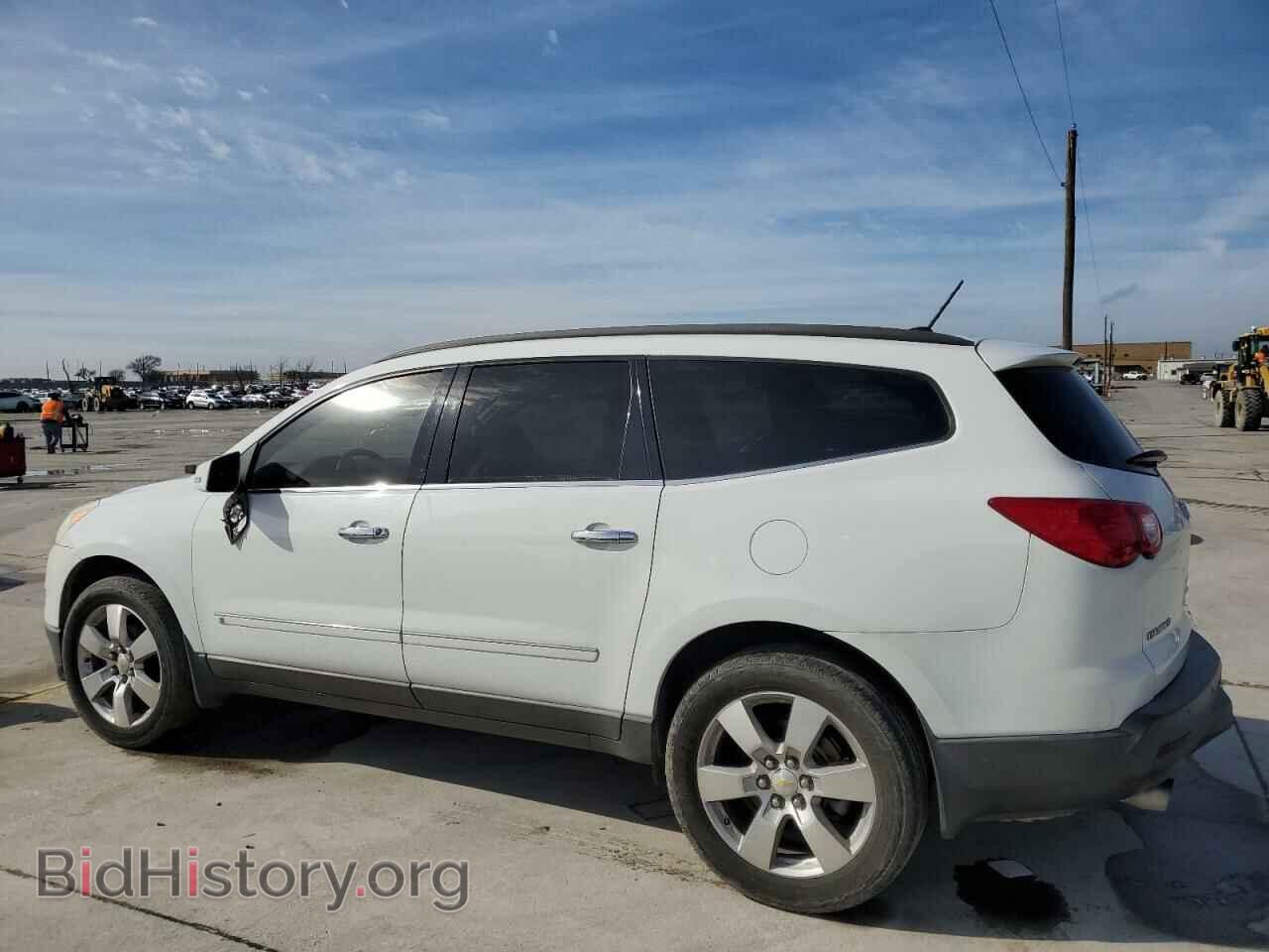 2009 CHEVROLET TRAVERSE - VIN: 1GNER33D89S134890 - Фото 2