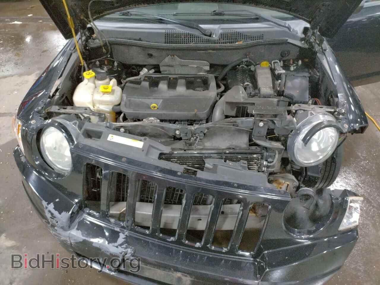2007 JEEP COMPASS - VIN: 1J8FT47W17D212355 - Фото 12