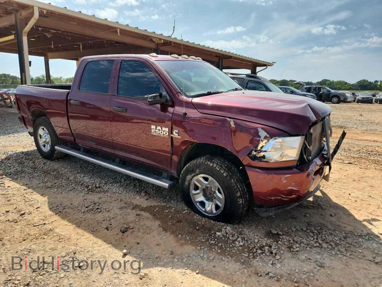 2017 RAM All Models - VIN: 3C6UR5CL2HG748807 - Photo 4