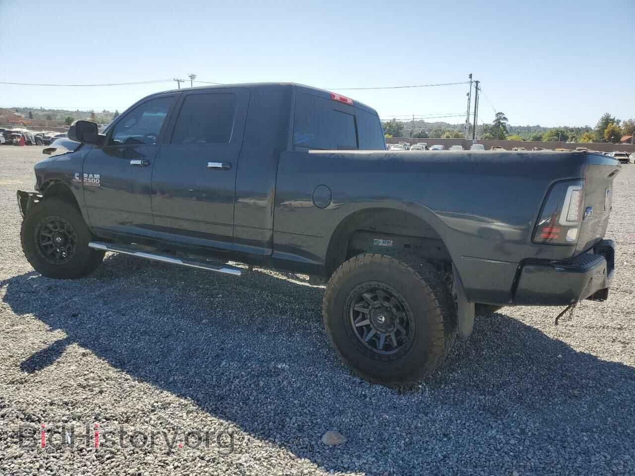 2016 RAM All Models - VIN: 3C6UR5ML5GG147470 - Photo 2