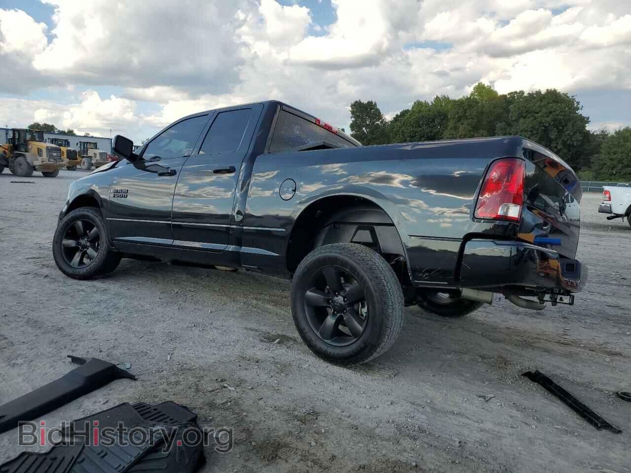 2017 RAM 1500 - VIN: 1C6RR6FG3HS714345 - Фото 2