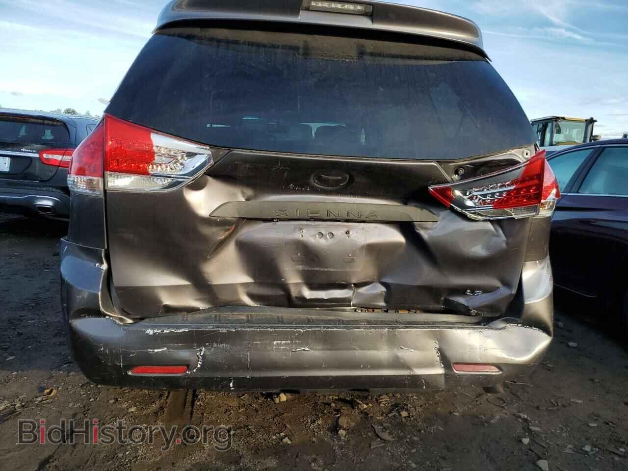 2011 TOYOTA All Models - VIN: 5TDKK3DC4BS085174 - Фото 6