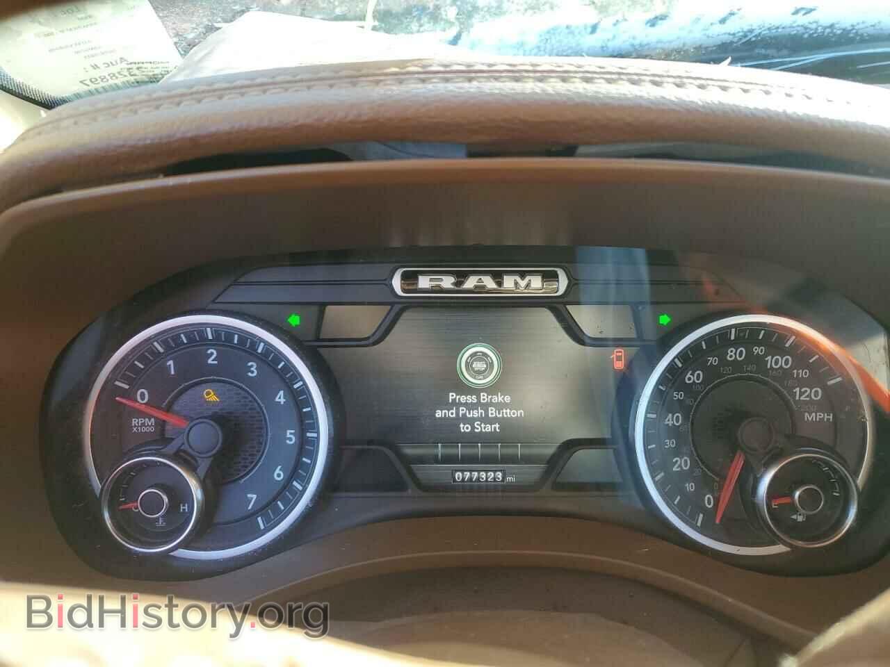 2019 RAM 1500 - VIN: 1C6SRFJT4KN708498 - Фото 9