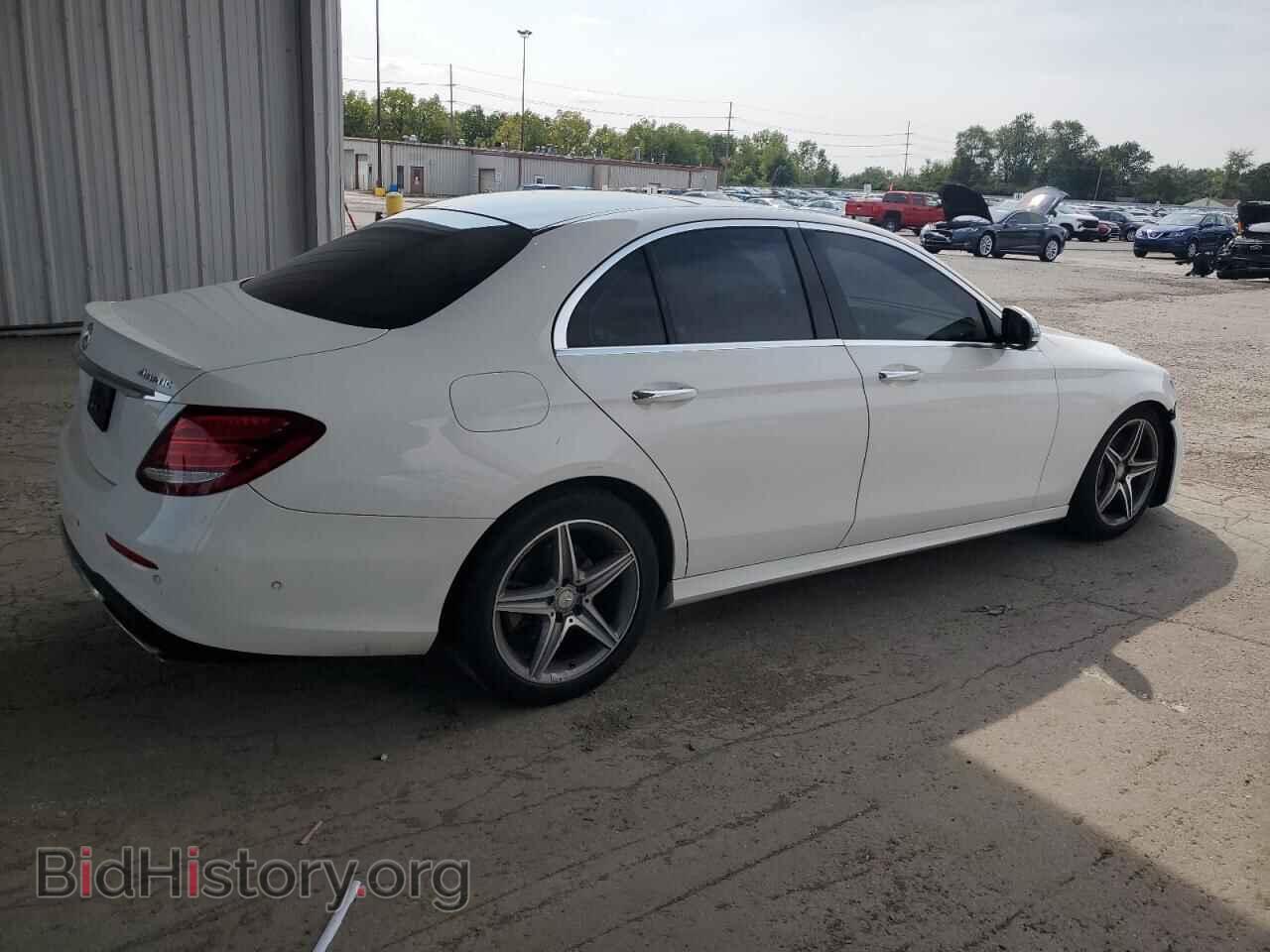 2017 MERCEDES-BENZ E-CLASS - VIN: WDDZF4KB1HA046525 - Фото 3