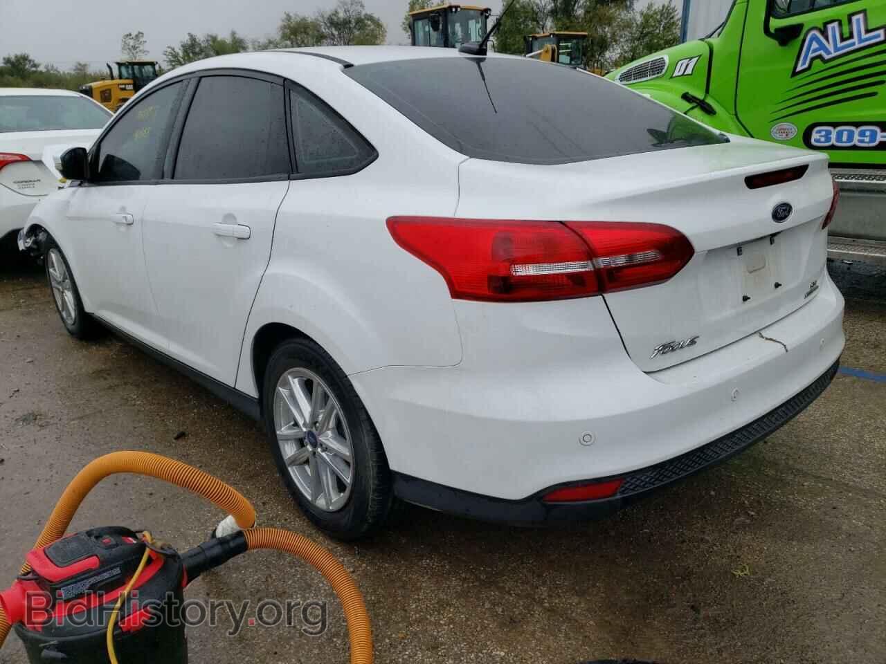 2016 FORD FOCUS - VIN: 1FADP3F21GL238588 - Фото 2