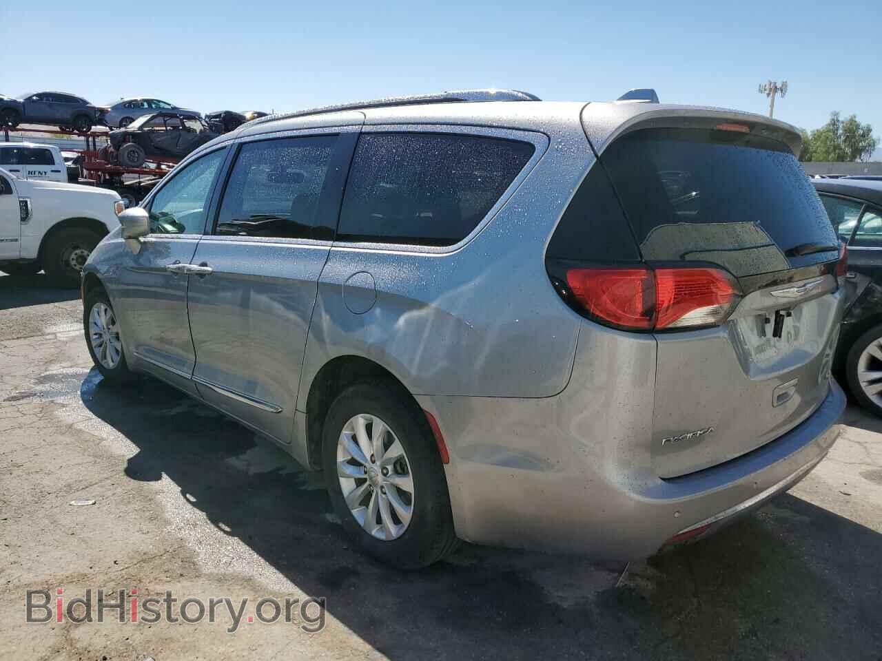 2019 CHRYSLER PACIFICA - VIN: 2C4RC1BG7KR581455 - Фото 2