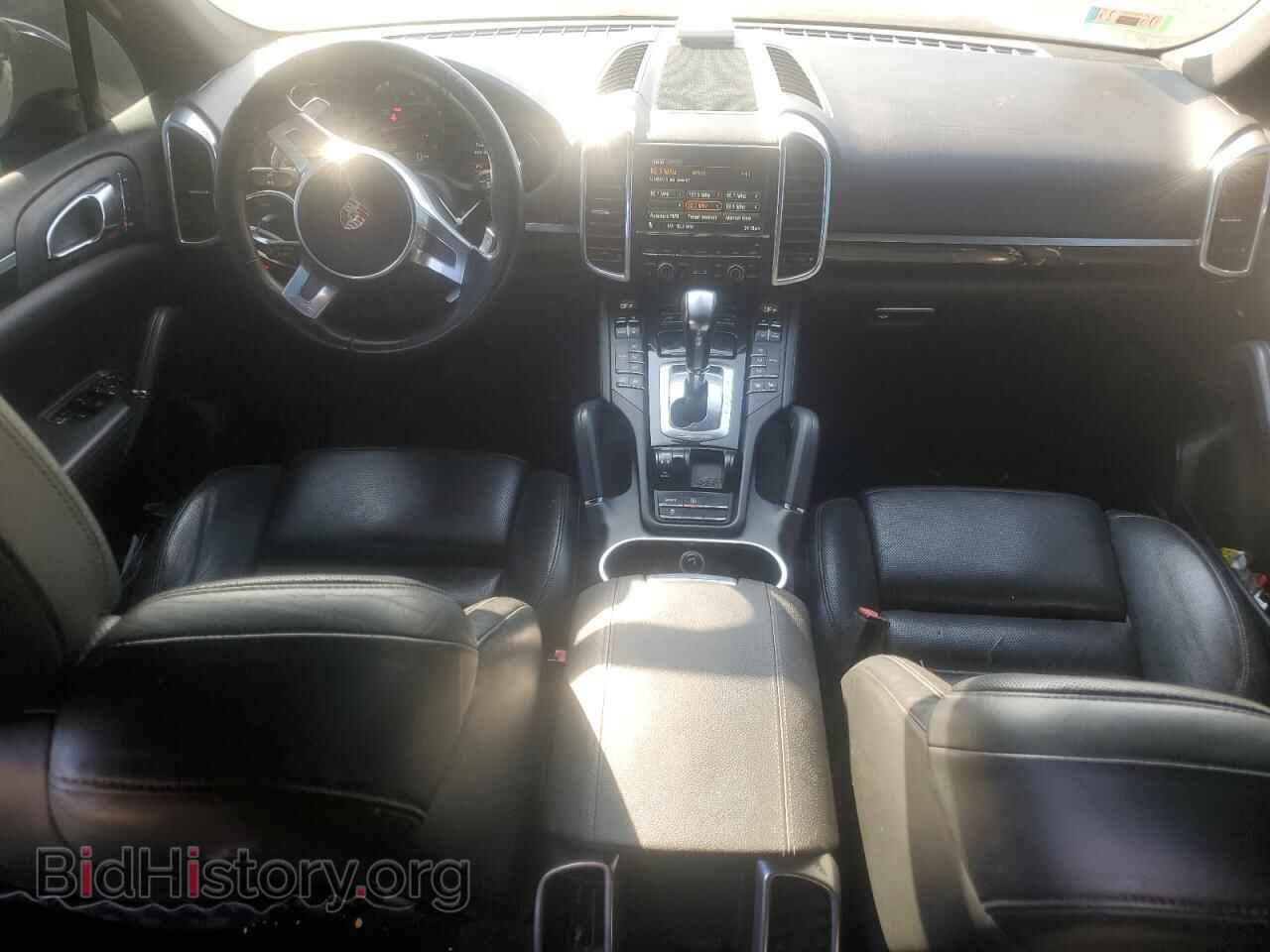 2011 PORSCHE CAYENNE - VIN: WP1AA2A21BLA00196 - Photo 8